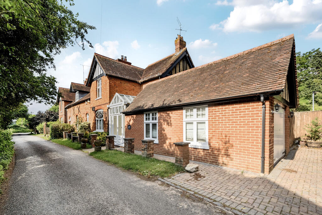 Main image of property: Tape Lane, Hurst, Reading, Berkshire, RG10