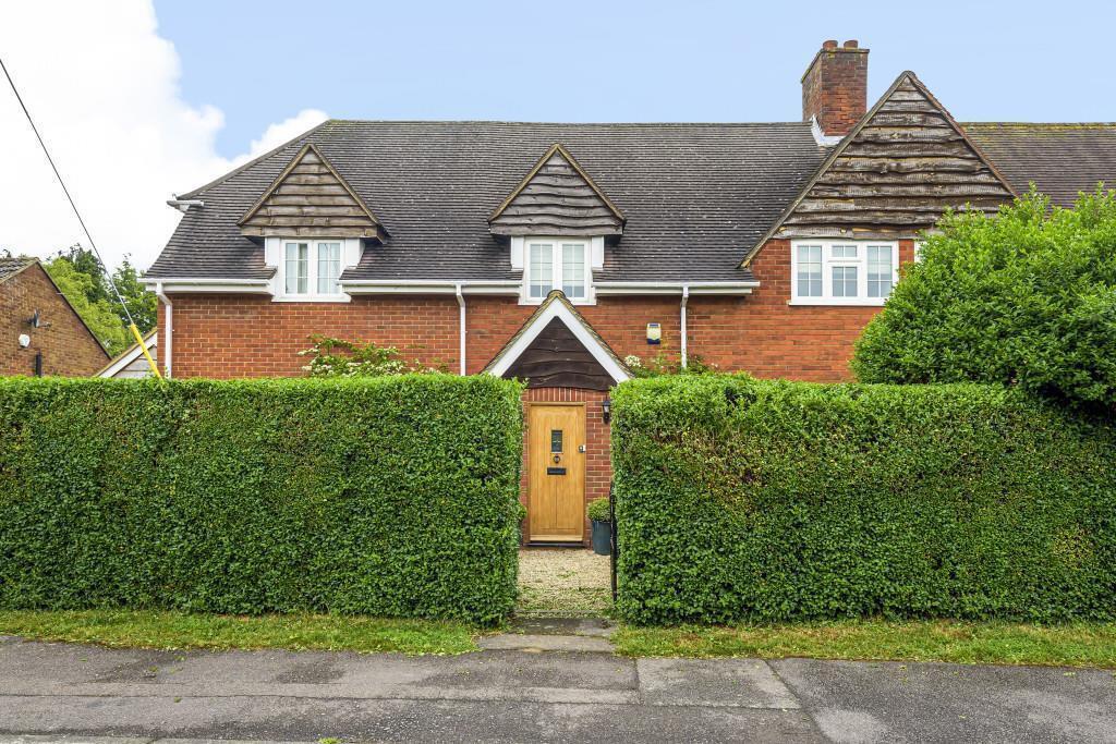 Main image of property: Hilltop Road, Twyford, Reading, Reading, Berkshire, RG10
