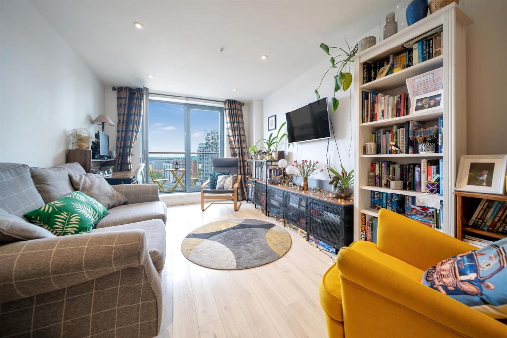 Main image of property: Key Street, Ipswich