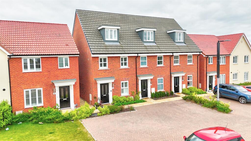 Main image of property: Northfield view, Ipswich