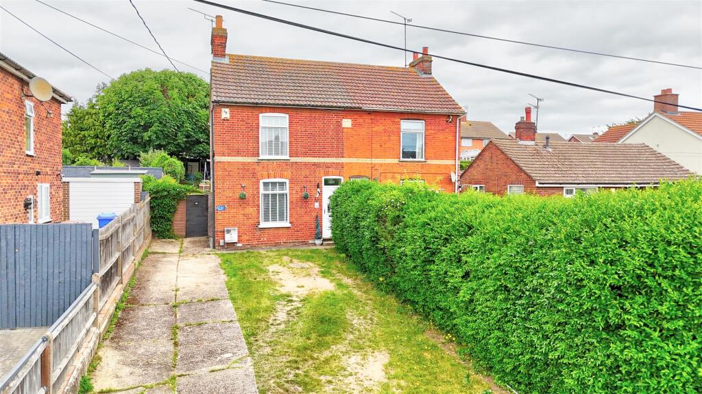 Main image of property: Henniker Road, Ipswich