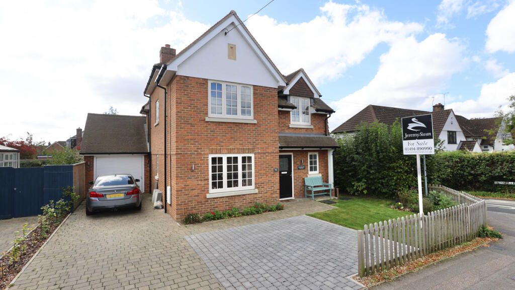 Main image of property: High Street, Prestwood, HP16