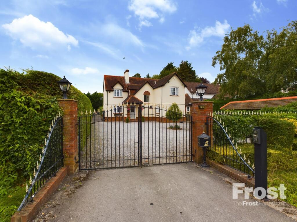 Main image of property: Coppermill Road, Wraysbury, Berkshire, TW19