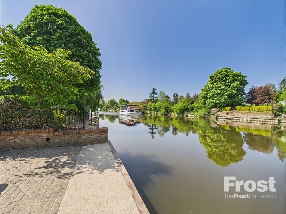 Main image of property: Friary Island, Wraysbury, Berkshire, TW19