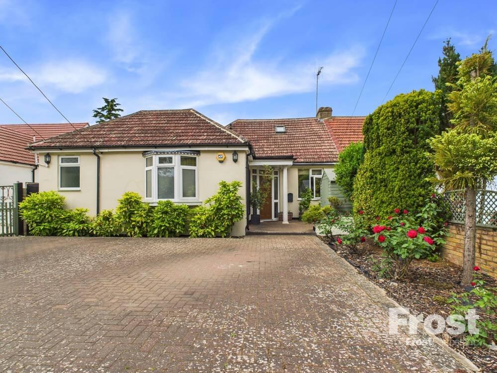 Main image of property: Coppermill Road, Wraysbury, Berkshire, TW19