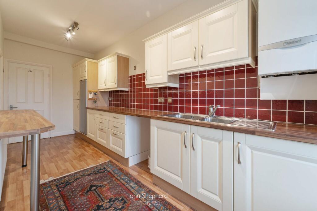 Additional property image - Birmingham Road, Henley-in-Arden, Warwickshire, B95