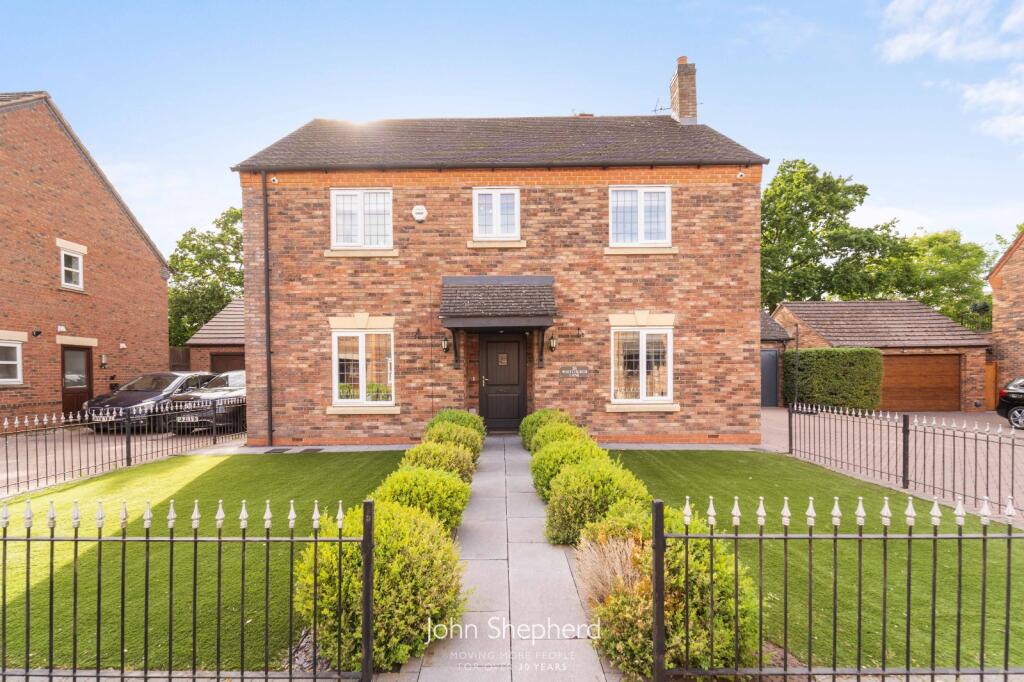 Main image of property: Whitchurch Lane, Shirley, Solihull, B90