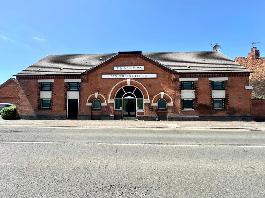 Main image of property: Ten Acre Mews, Birmingham, West Midlands, B30