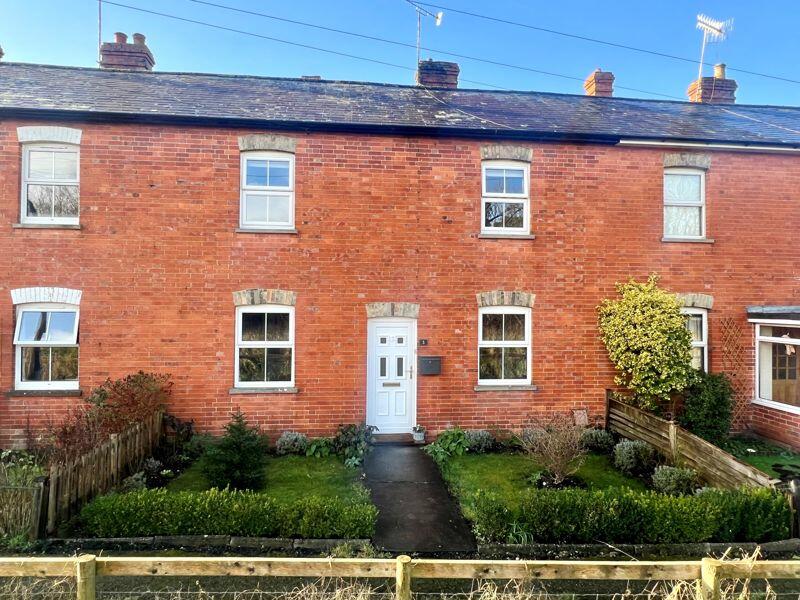 3 bedroom character property for sale in Wiley Terrace, Salisbury, SP2