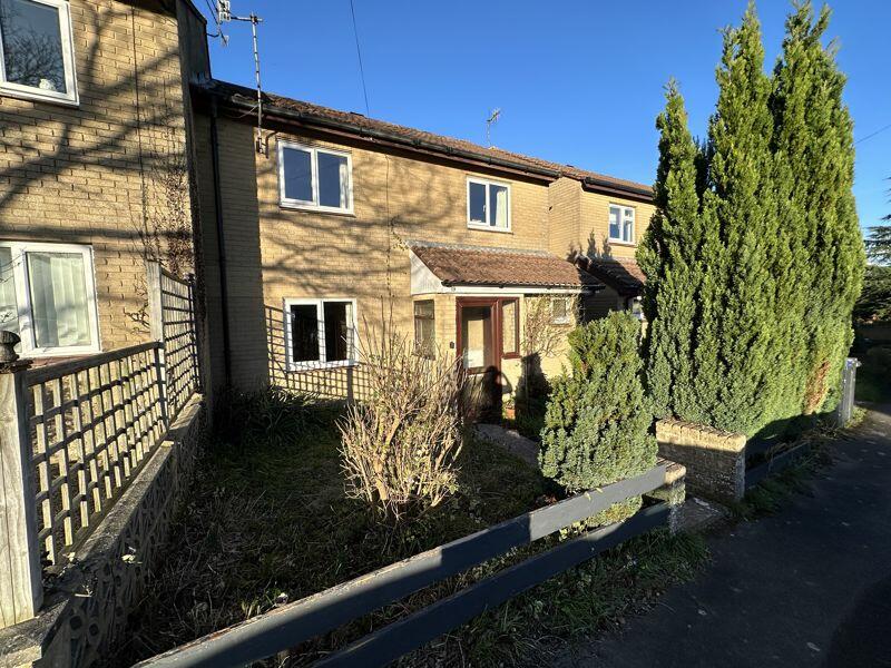 3 bedroom end of terrace house for sale in Fison Walk,