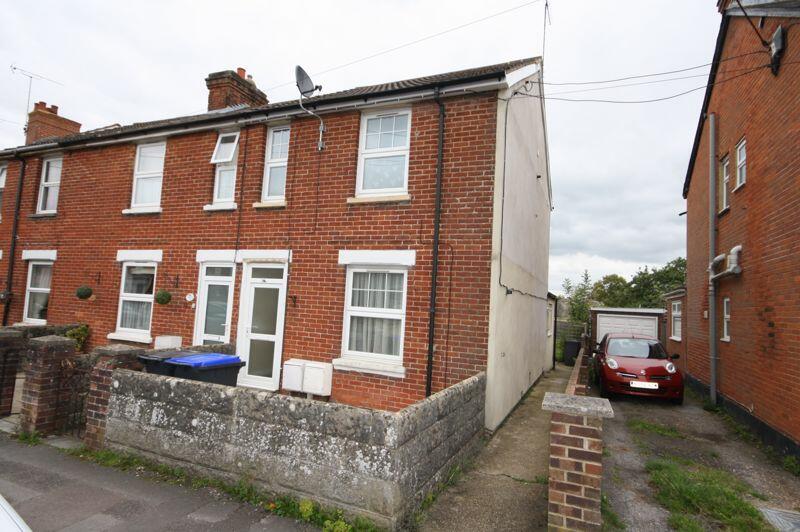 1 bedroom flat for rent in Bulford Road, Durrington, SP4