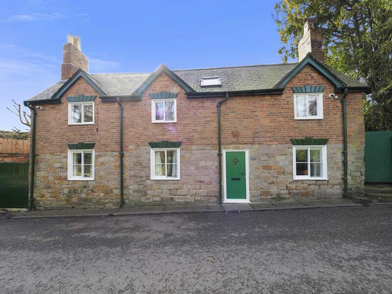 4 bedroom detached house for sale in Church Street, Riddings, Alfreton