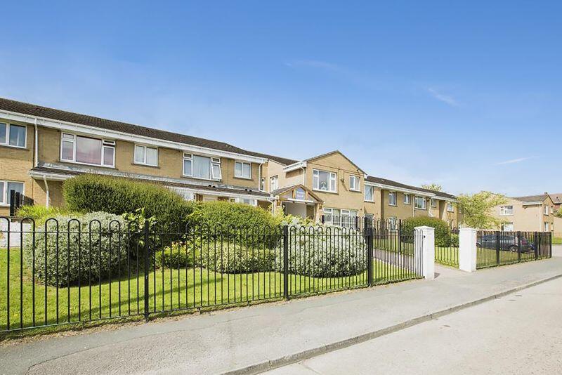 Main image of property: Weavers Brook, Cumberland Close, Halifax, HX2