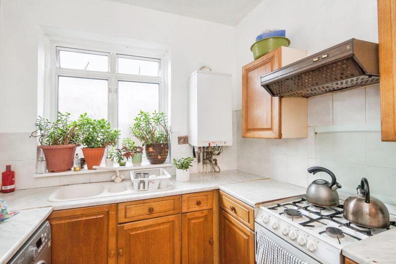 Additional property image - Galpins Road, Thornton Heath, CR7