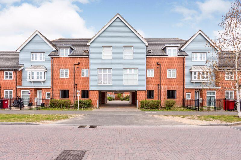 Main image of property: Eltham Avenue, Slough, SL1