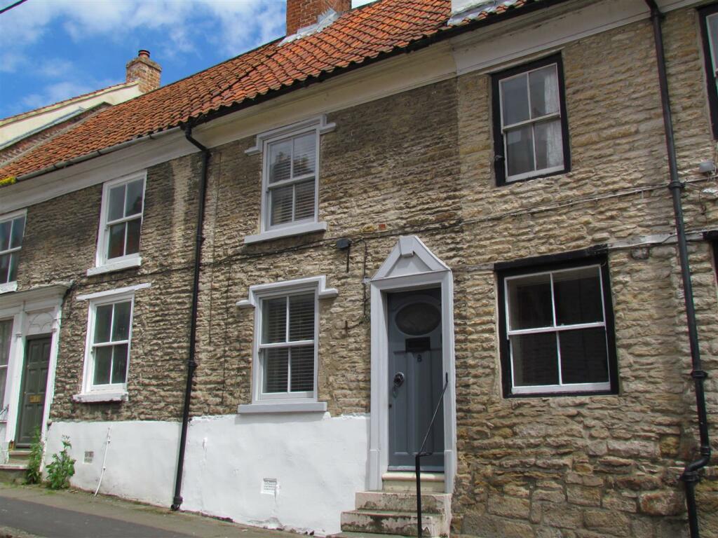 2 bedroom cottage for sale in Burgate, Pickering, YO18