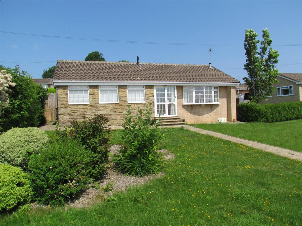 Main image of property: Poplar Avenue, Kirkbymoorside, York