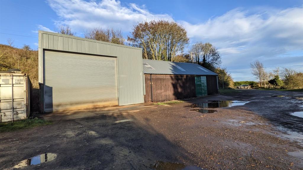 Warehouse for rent in Cockrah Road, West Ayton, Scarborough, YO13