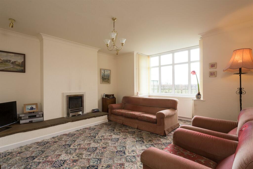 5 bedroom house for sale in Hungerhill Lane, Wombleton, York, YO62