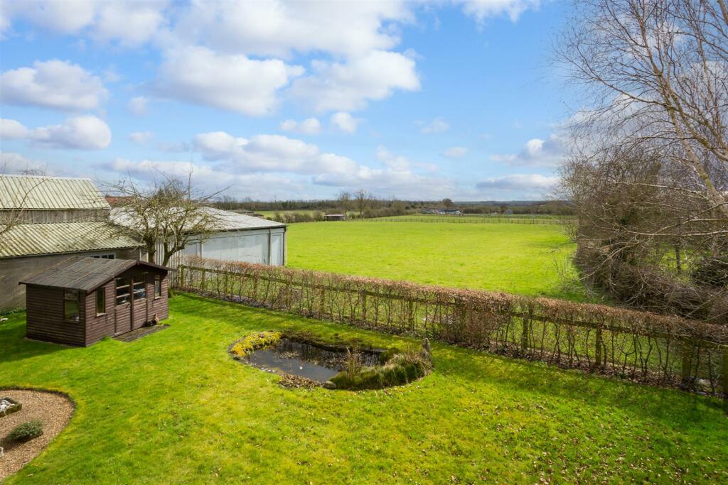 5 bedroom house for sale in Hungerhill Lane, Wombleton, York, YO62