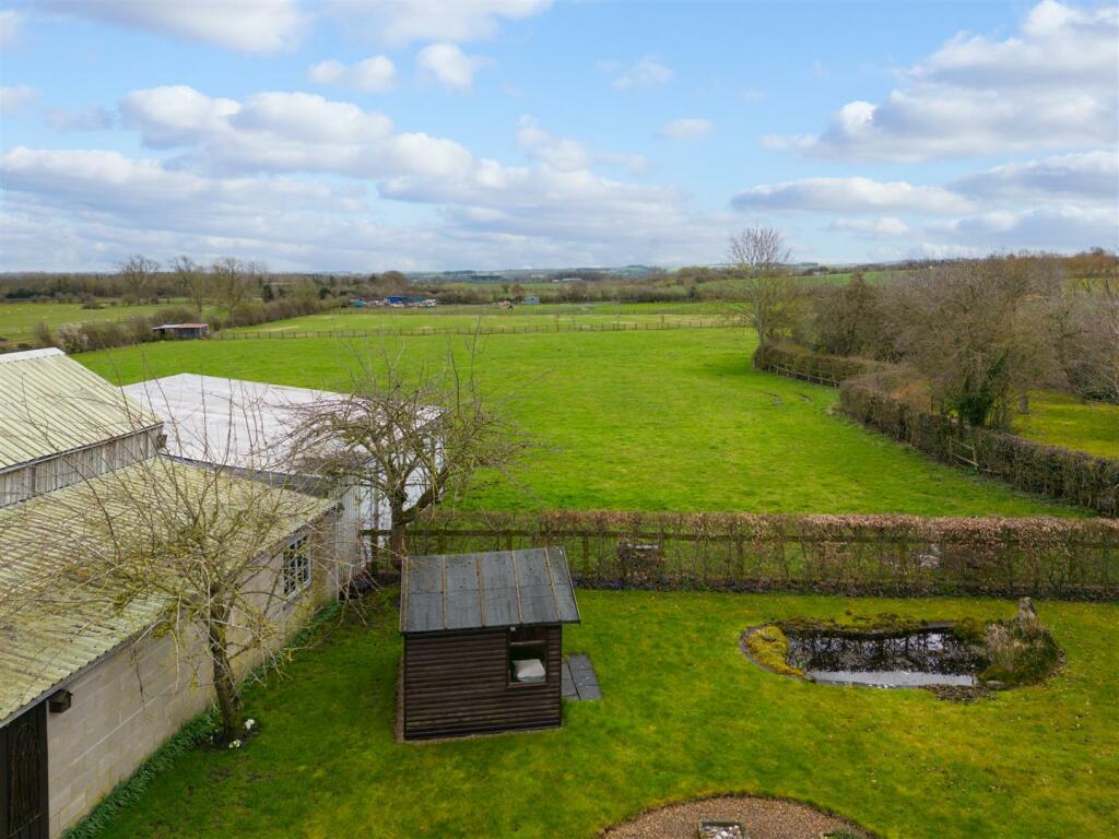 5 bedroom house for sale in Hungerhill Lane, Wombleton, York, YO62