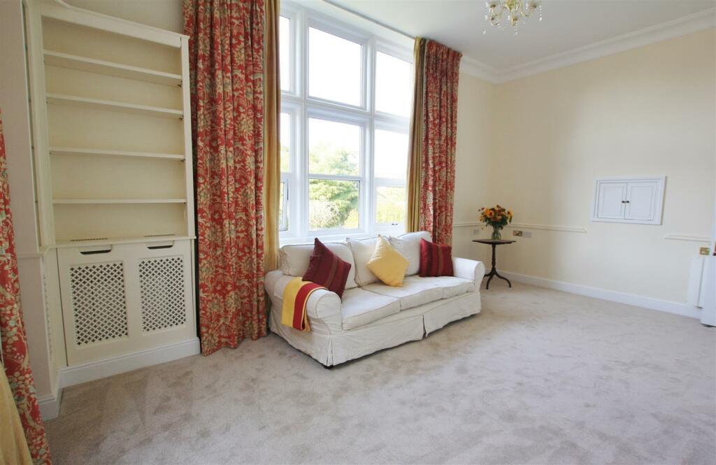 Additional property image - Fitzmaurice Place, Bradford-On-Avon