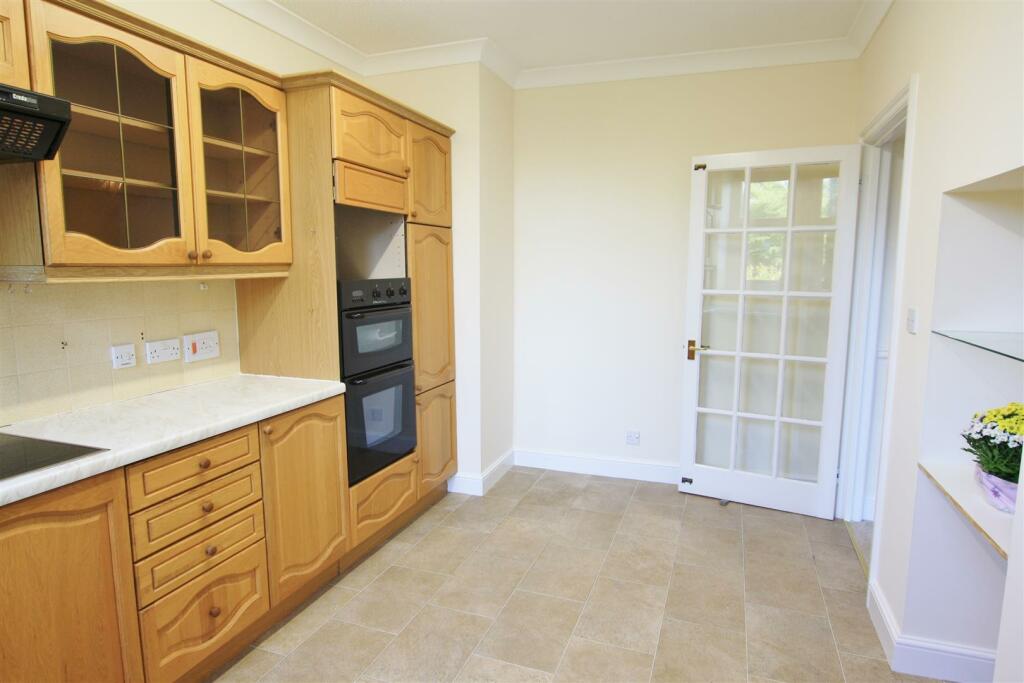 Additional property image - Fitzmaurice Place, Bradford-On-Avon