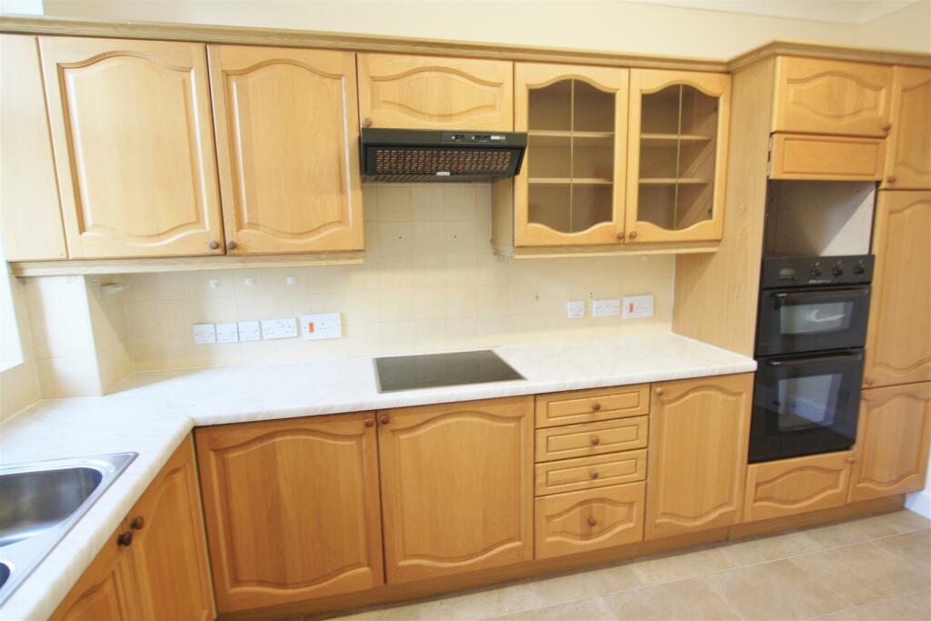 Additional property image - Fitzmaurice Place, Bradford-On-Avon