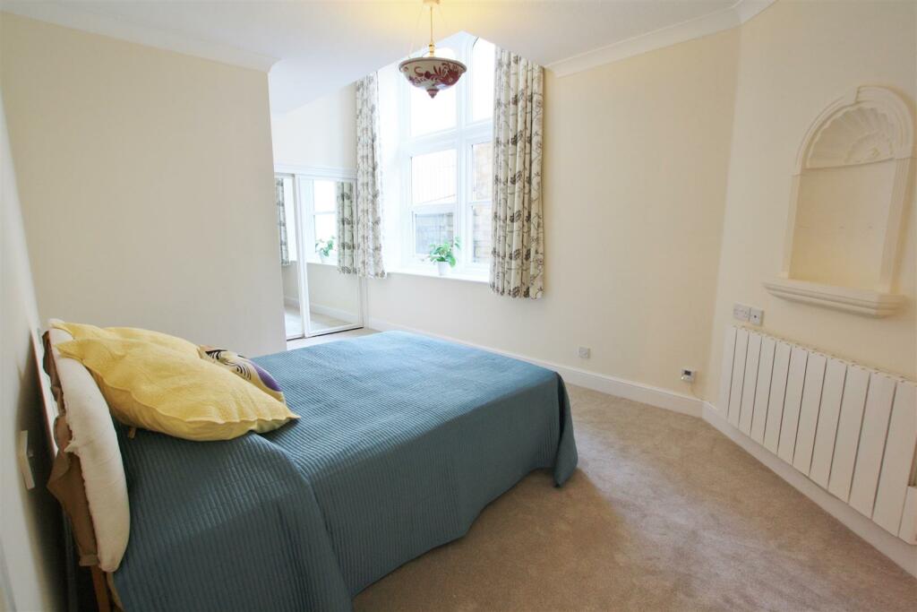 Additional property image - Fitzmaurice Place, Bradford-On-Avon