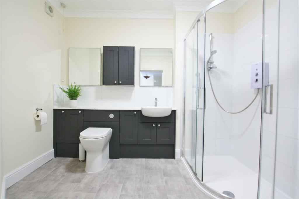 Additional property image - Fitzmaurice Place, Bradford-On-Avon