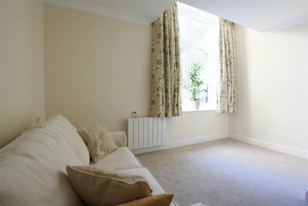 Additional property image - Fitzmaurice Place, Bradford-On-Avon