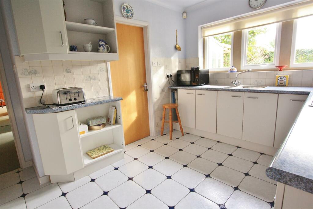 Additional property image - Millbourn Close, Winsley, Bradford-On-Avon