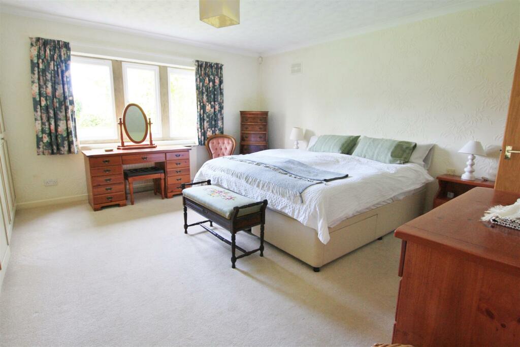 Additional property image - Millbourn Close, Winsley, Bradford-On-Avon