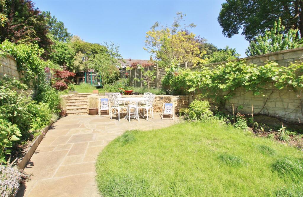 Additional property image - Trowbridge Road, Bradford-On-Avon
