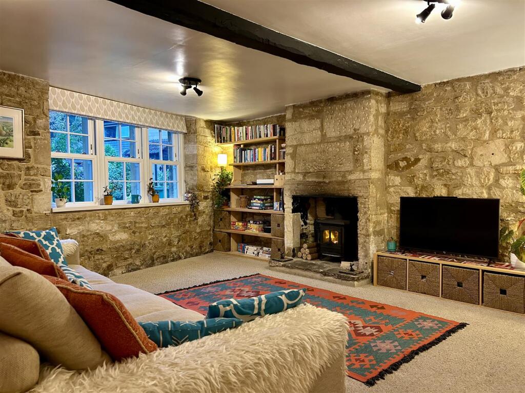 Additional property image - Regents Place, Bradford-On-Avon