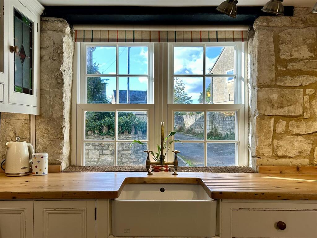 Additional property image - Regents Place, Bradford-On-Avon