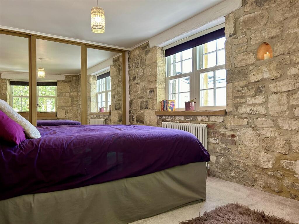Additional property image - Regents Place, Bradford-On-Avon
