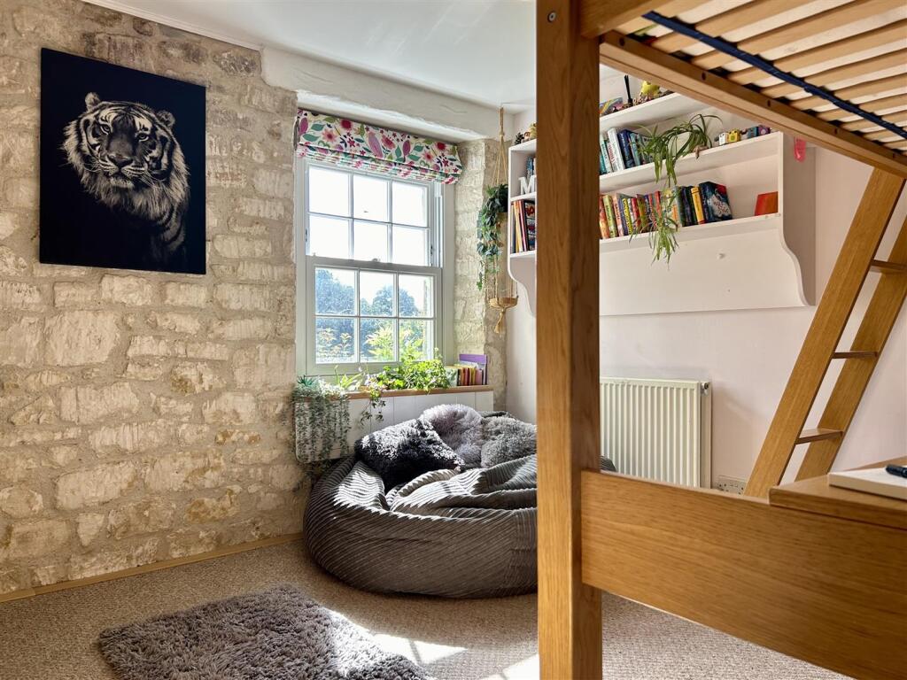 Additional property image - Regents Place, Bradford-On-Avon