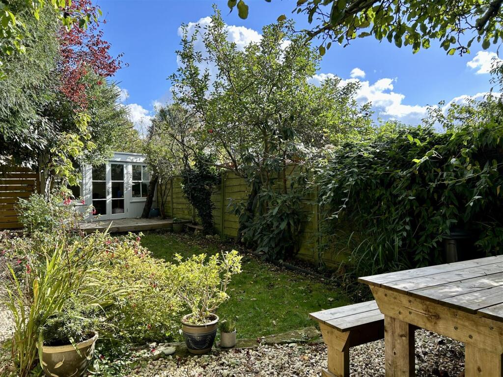 Additional property image - Regents Place, Bradford-On-Avon