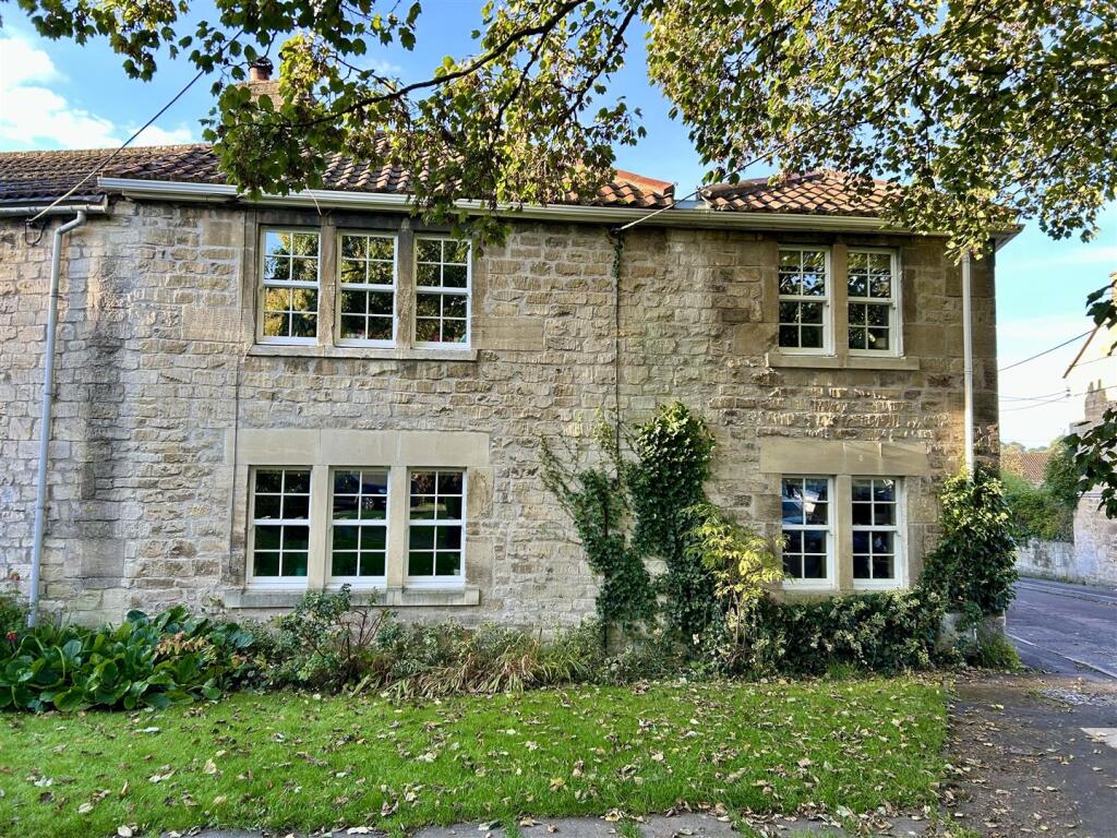 Additional property image - Regents Place, Bradford-On-Avon