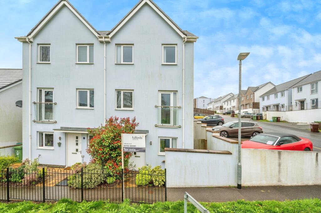 4 bedroom semi-detached house for sale in Mavisdale, Plymouth, Devon, PL2