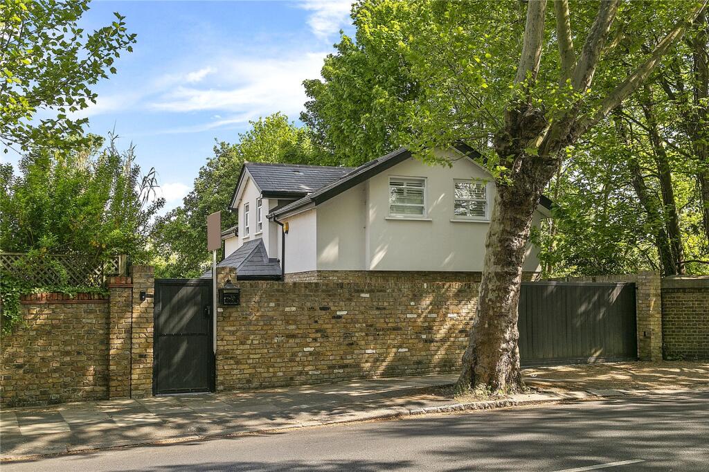 Main image of property: Park Road, Hampton