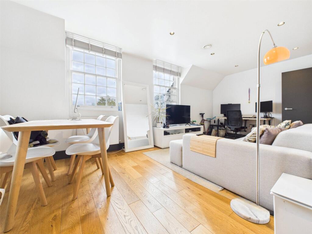 Main image of property: High Street, Hampton