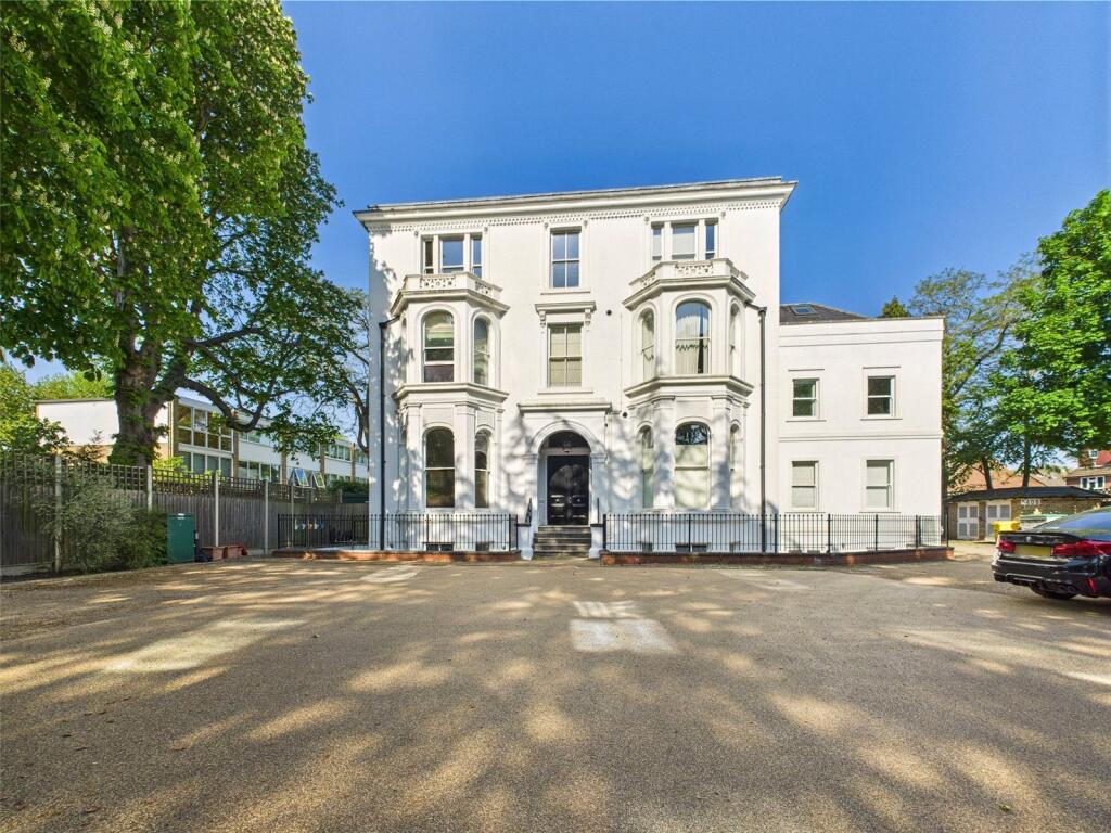 Main image of property: Cambridge Park, East Twickenham