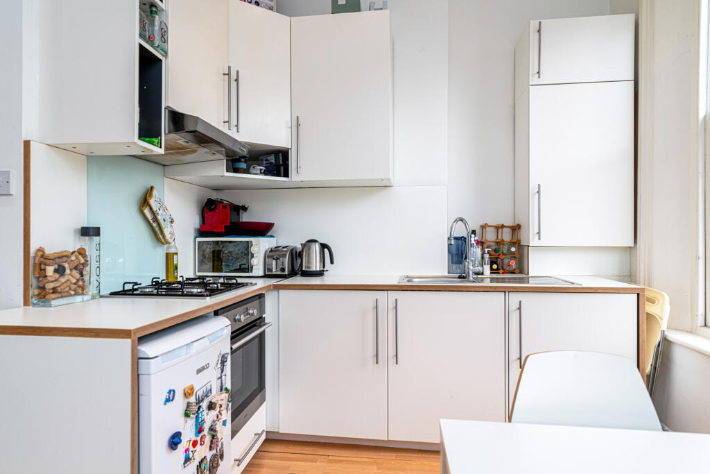 1 bedroom apartment for rent in Seven Sisters Road, London, N4