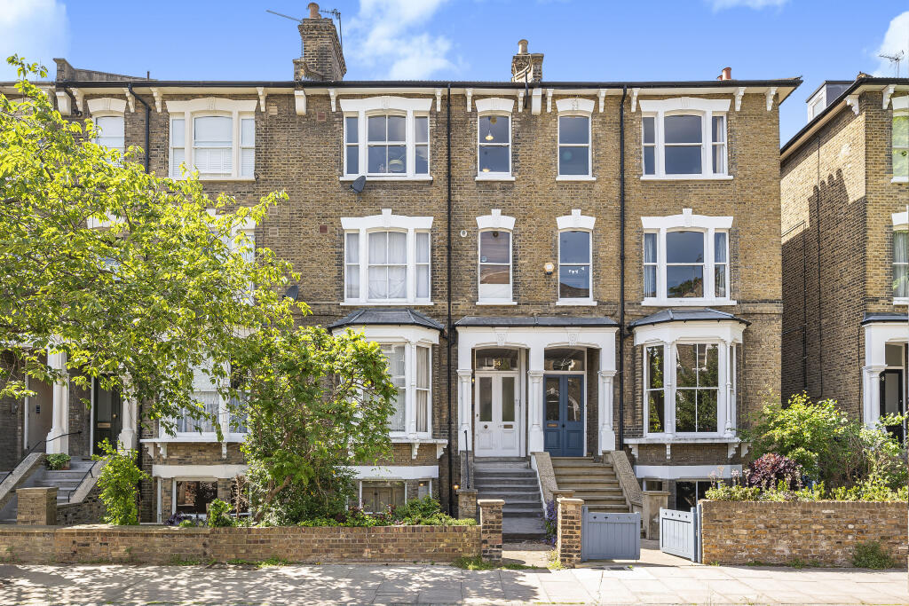 Main image of property: Highbury Hill, London, N5