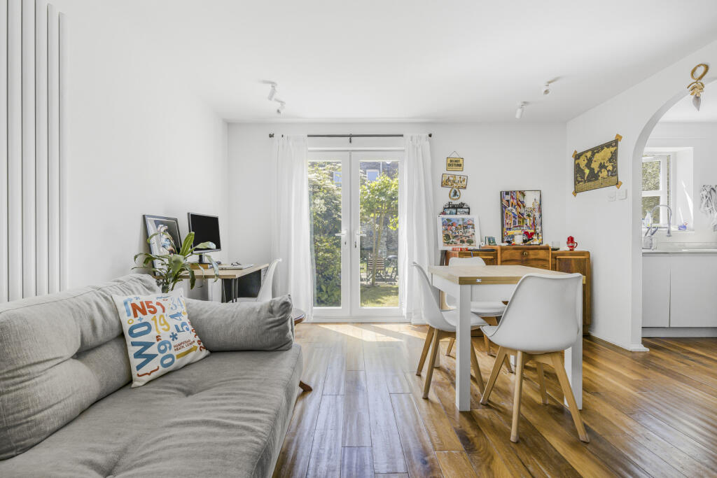 Main image of property: Cornwallis Square, London, N19