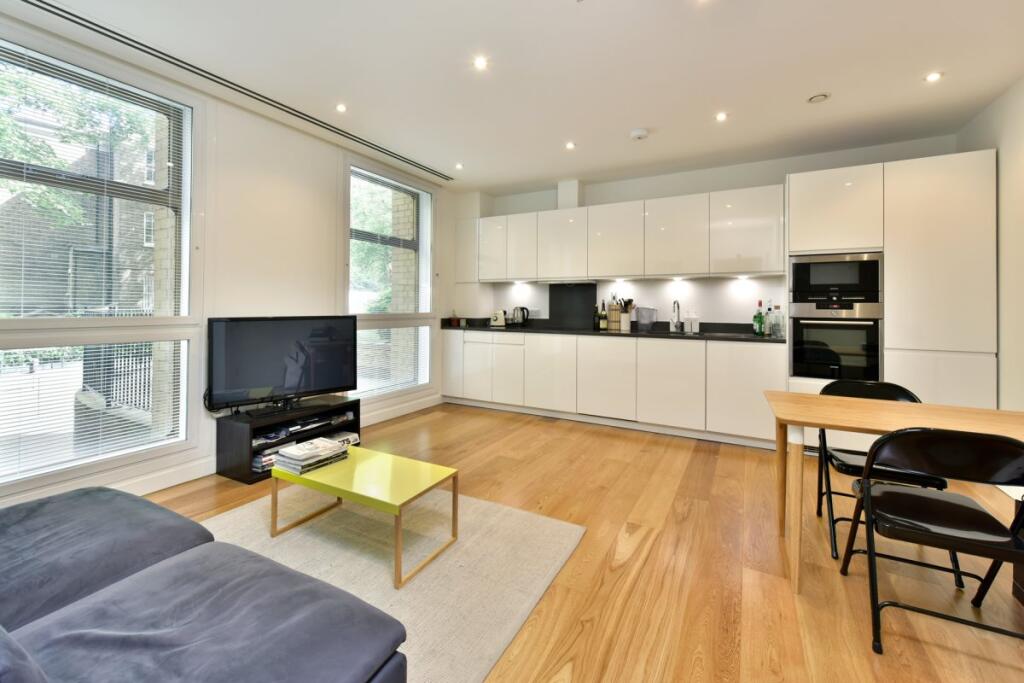 Main image of property: Highbury Crescent, Highbury, London, N5