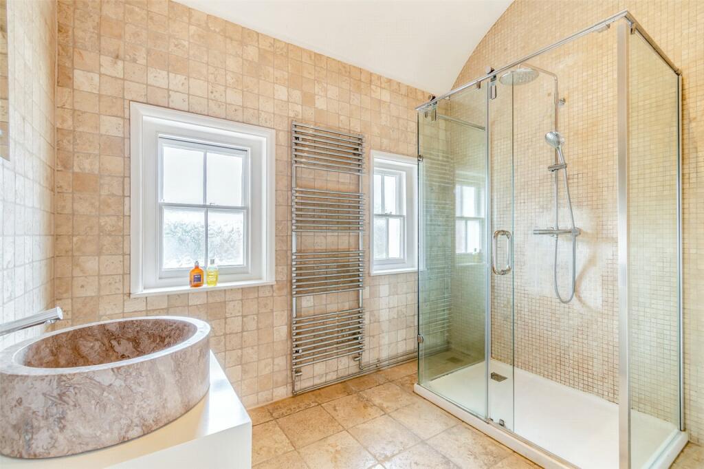 Additional property image - Hillmorton Road, Rugby, Warwickshire, CV22