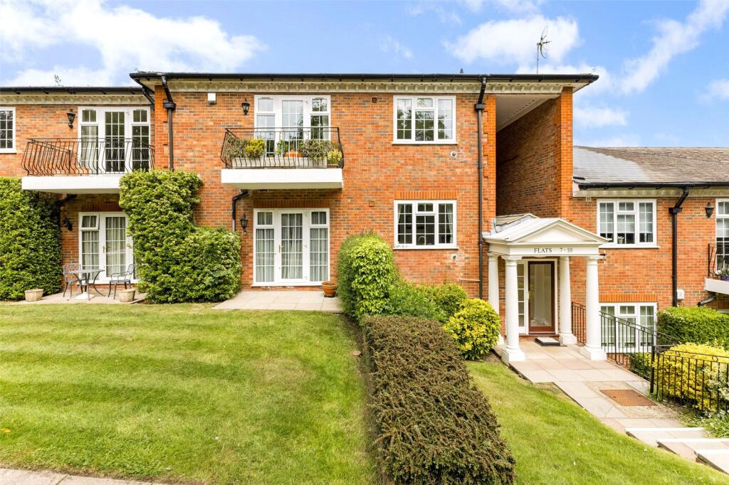 Main image of property: Oak End Way, Gerrards Cross, Buckinghamshire, SL9